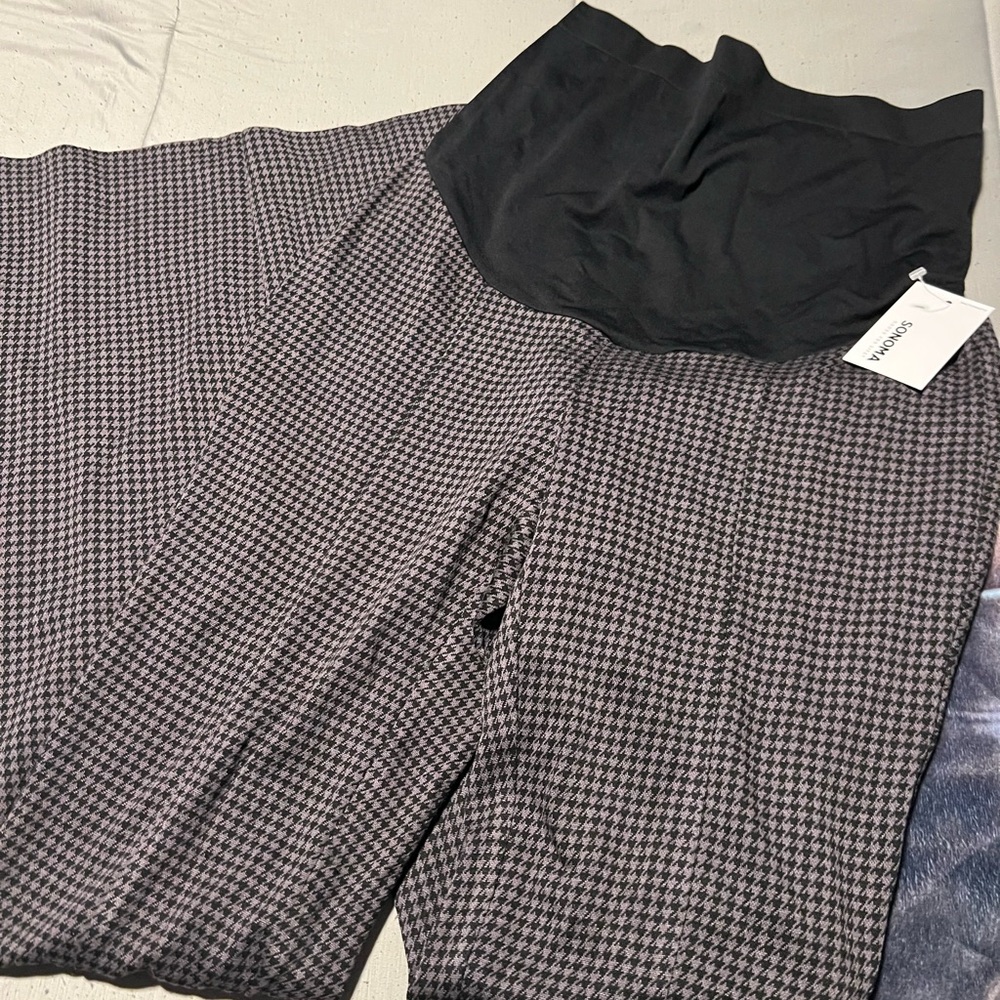 Kohl's Gray and Black Houndstooth Maternity Pants